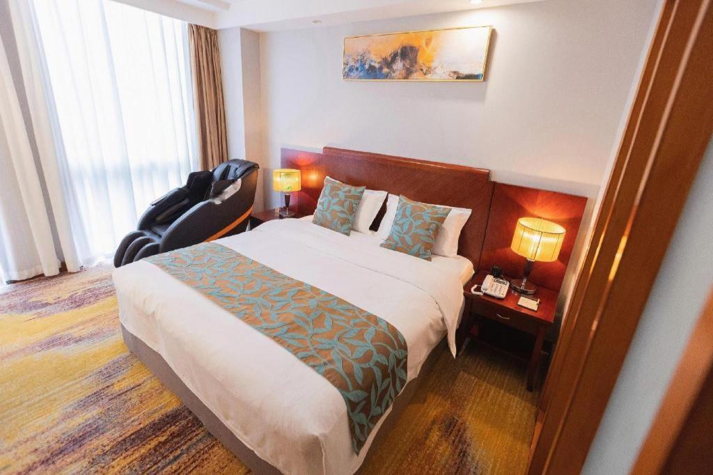 Qingdao Royal Garden Hotel Экстерьер фото