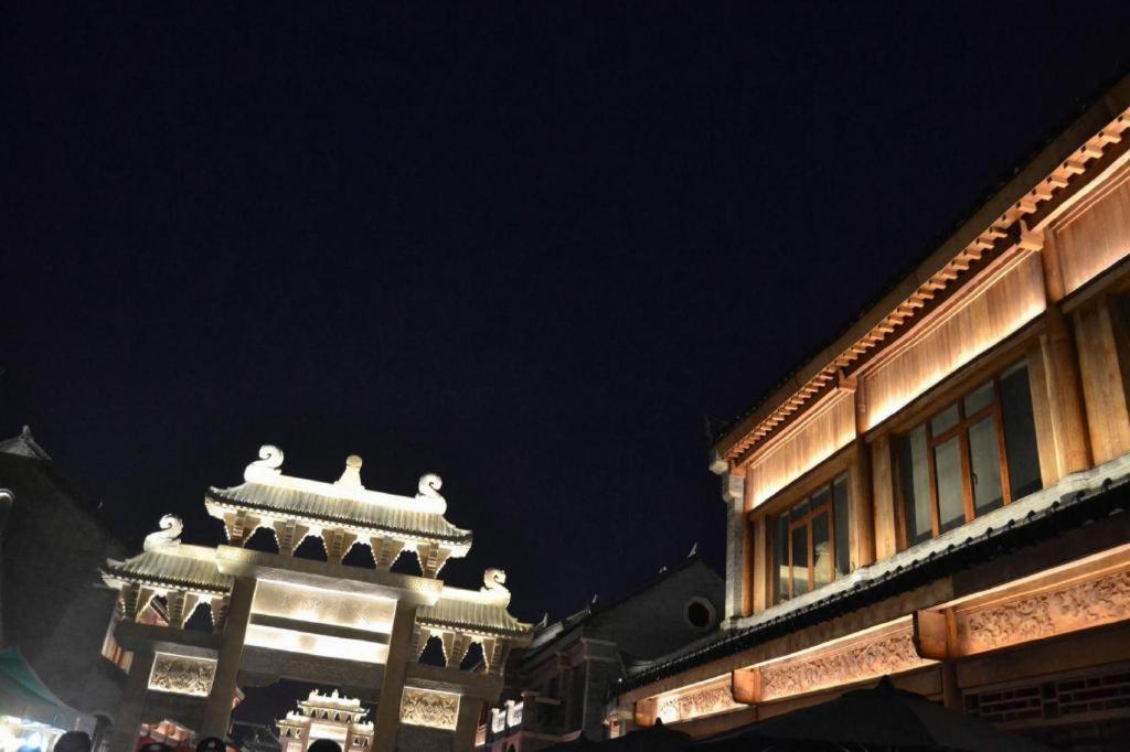 Qingdao Royal Garden Hotel Экстерьер фото