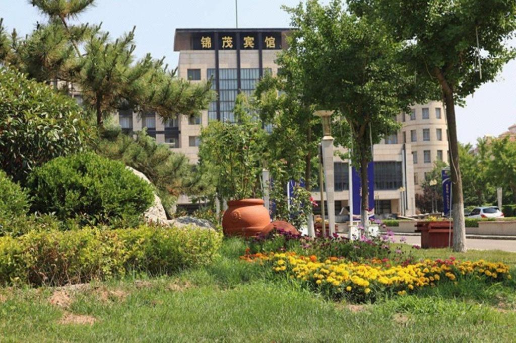 Qingdao Royal Garden Hotel Экстерьер фото